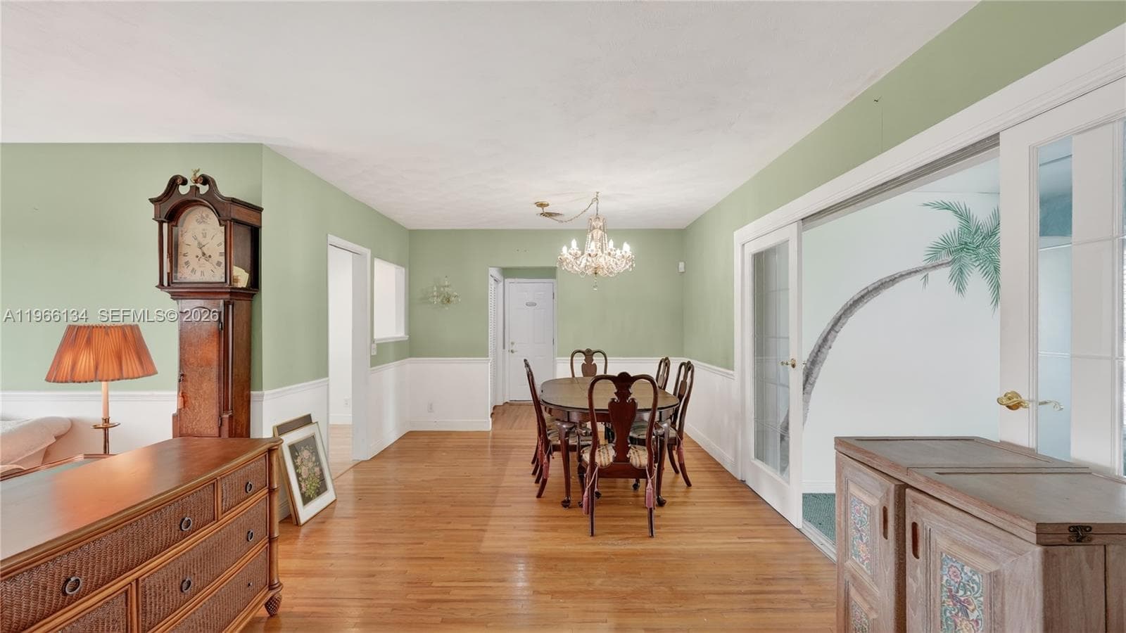 2831 Arthur St photo 11