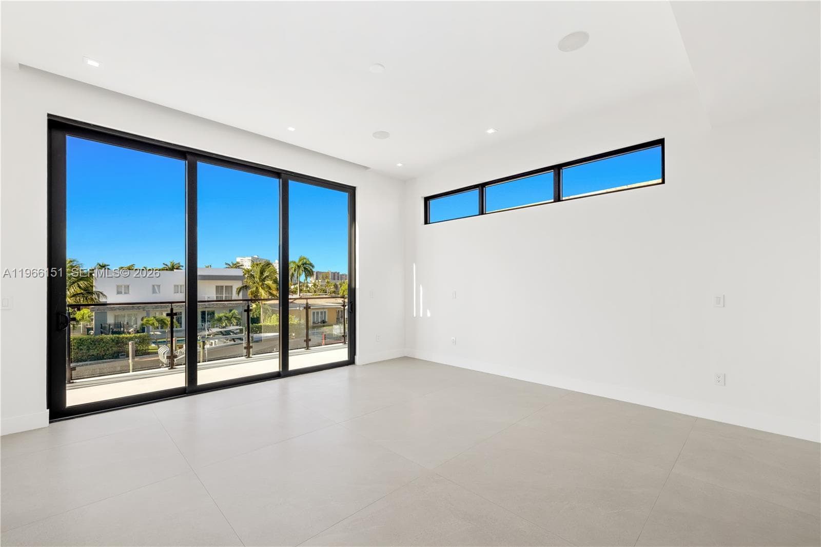 2050 Hibiscus Dr photo 9