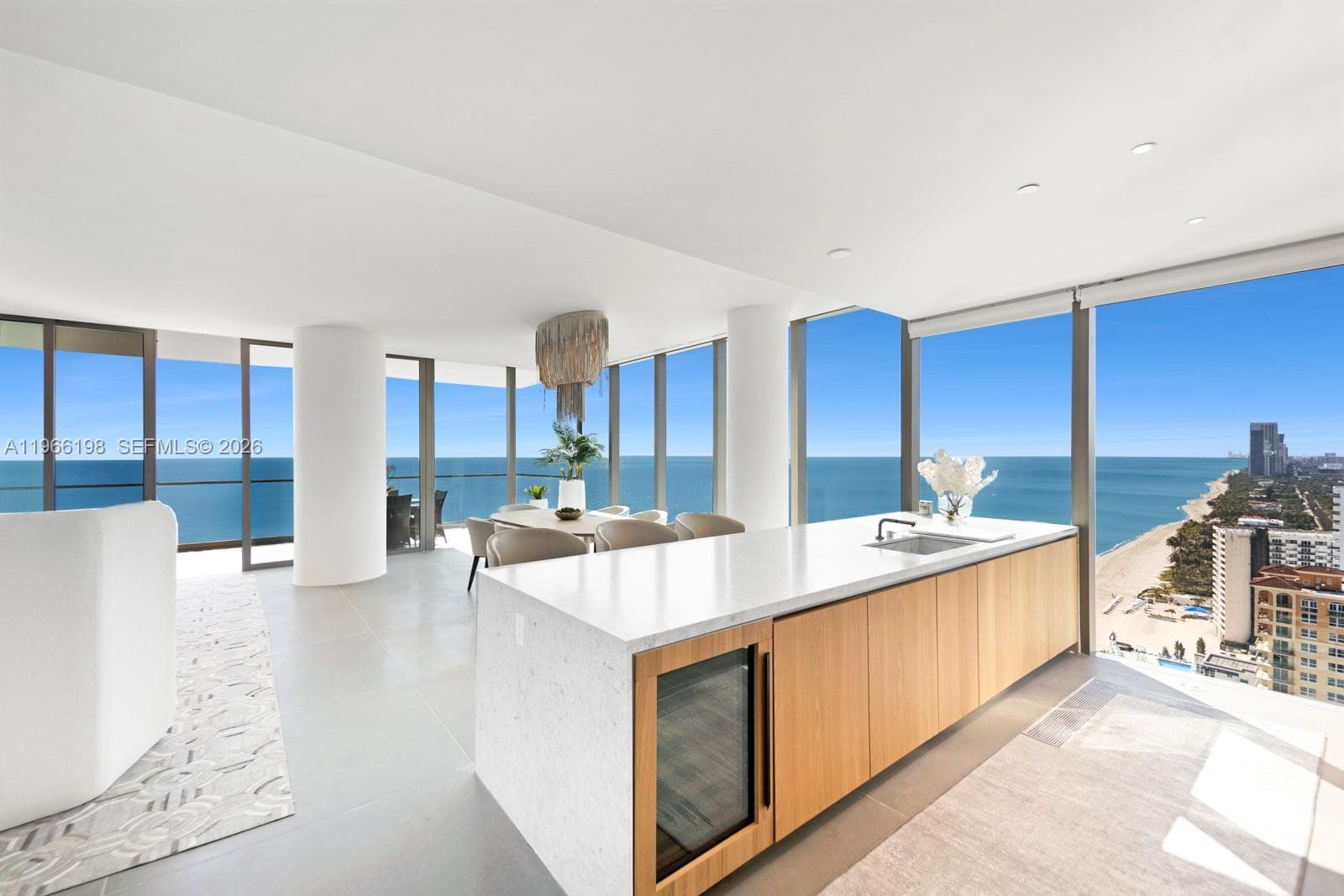 2000 S Ocean Dr 25B photo 1