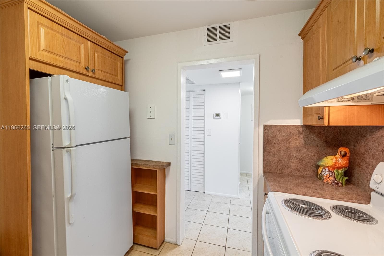 3180 S Ocean Dr 718 photo 25