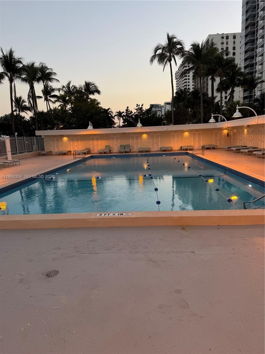2899 Collins Ave 936 photo 14