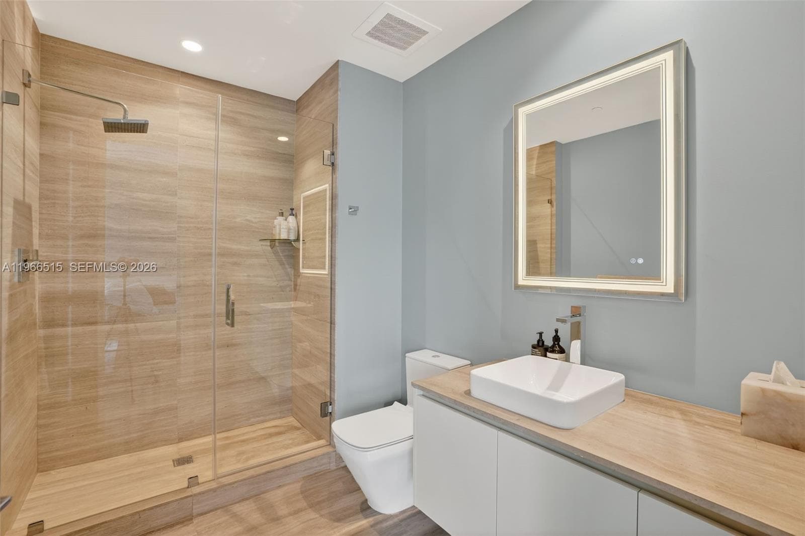 5775 Collins Ave 506 photo 23