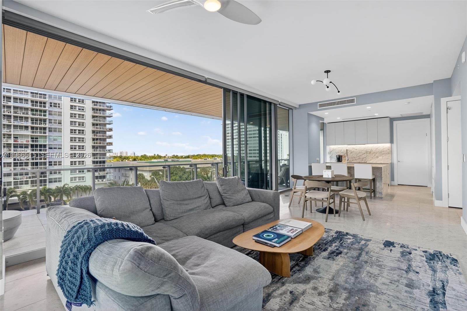 5775 Collins Ave 2