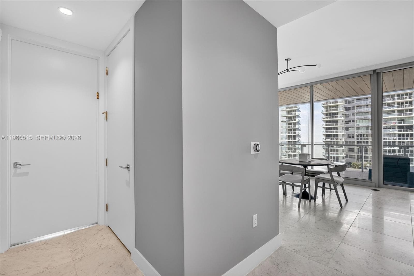 5775 Collins Ave 5