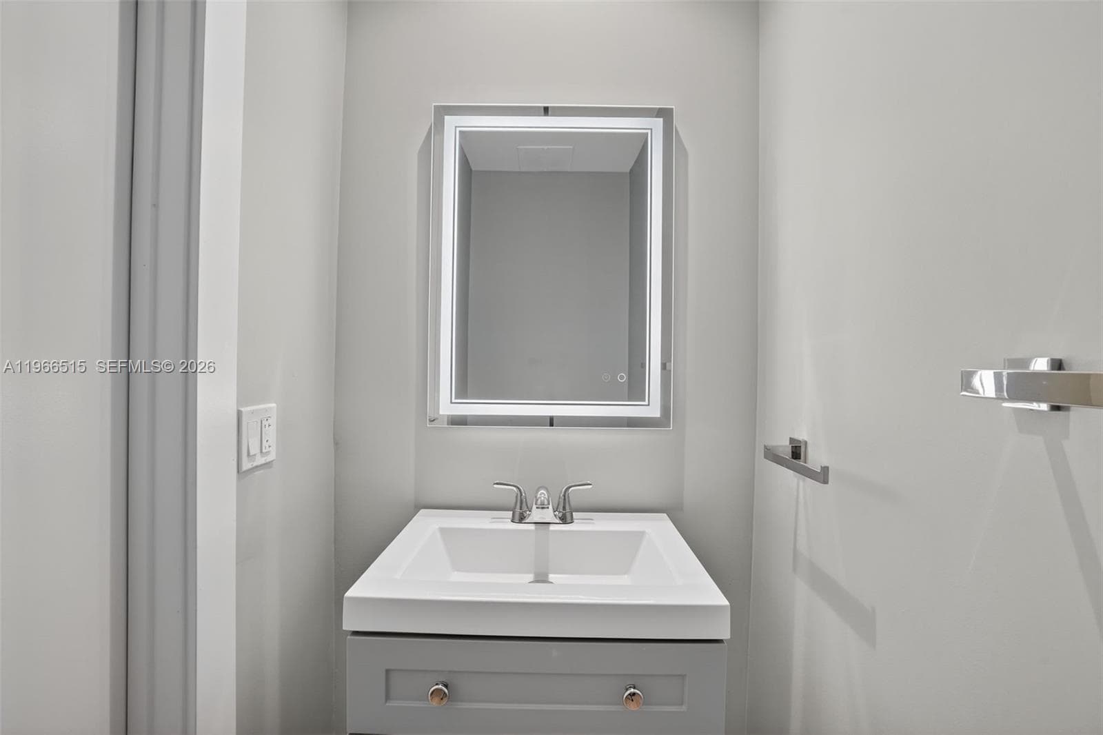 5775 Collins Ave 506 photo 21