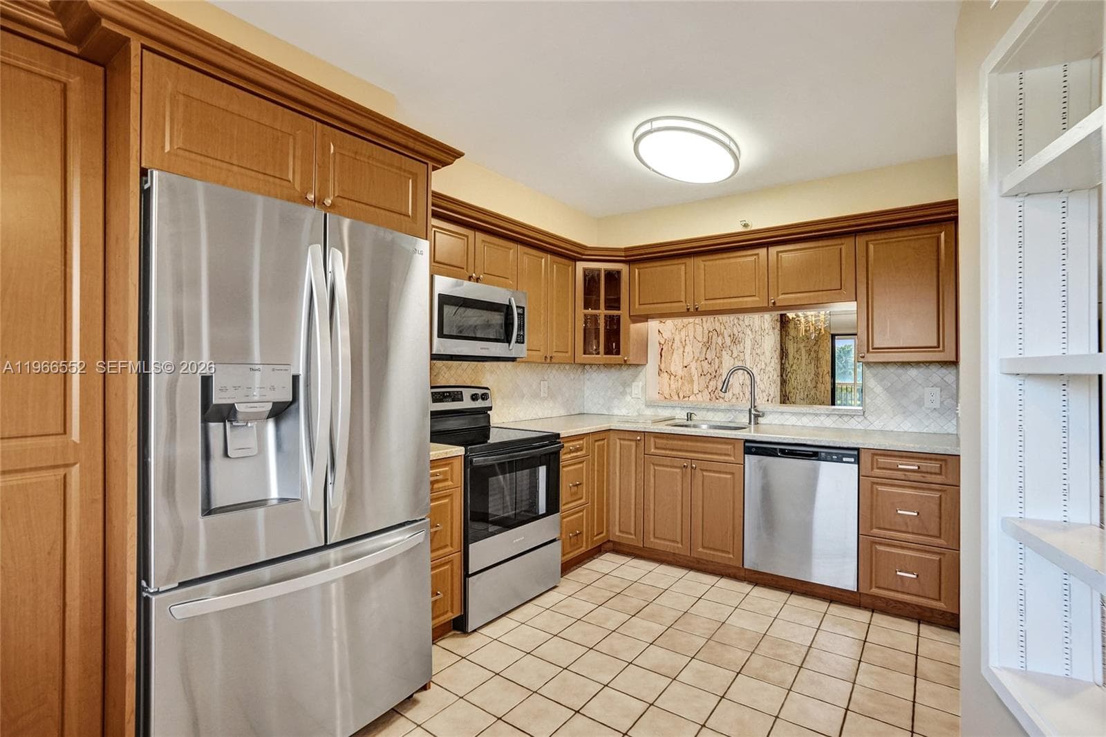 14475 Strathmore Ln 5