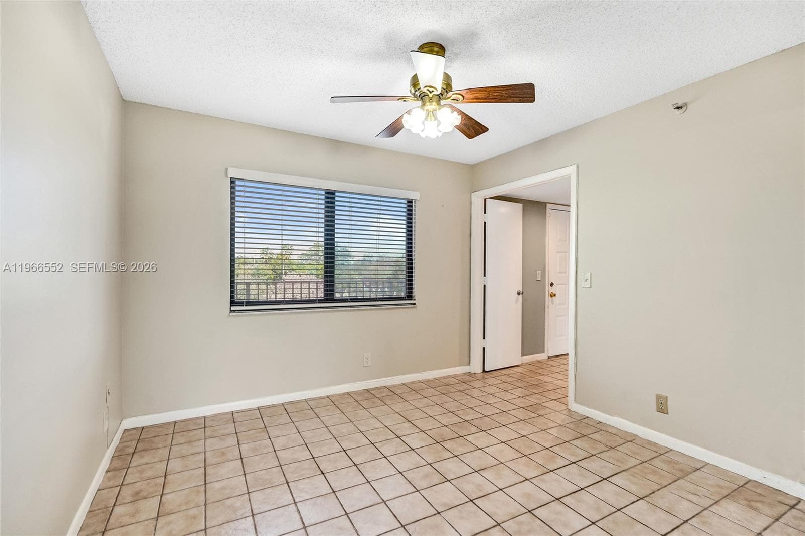 14475 Strathmore Ln 406 photo 9