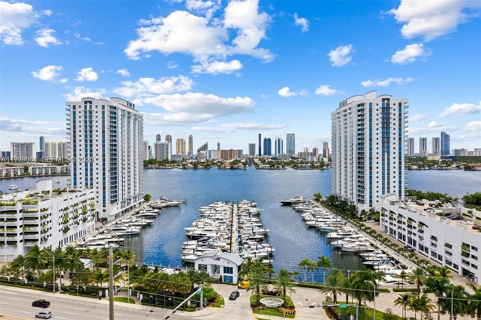 17301 Biscayne Blvd 2110 photo 1