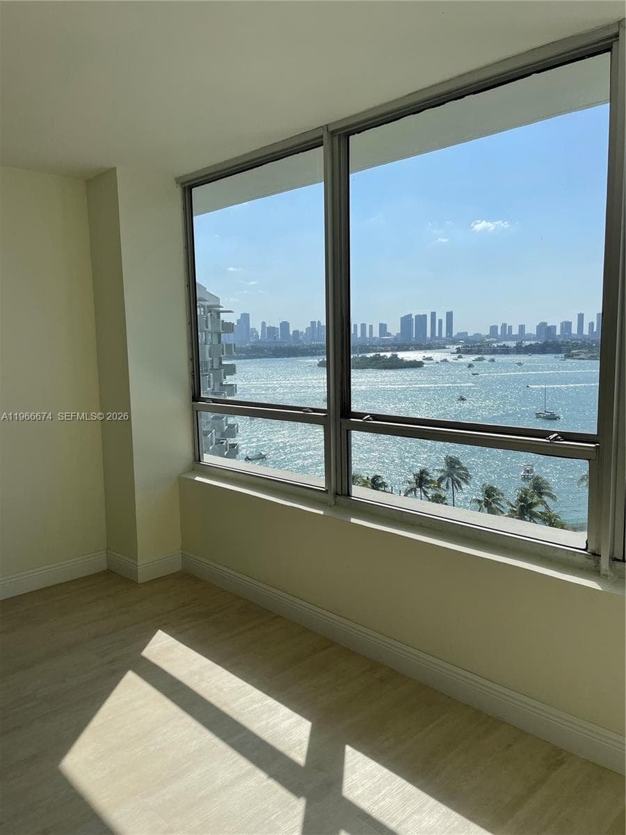 1500 Bay Rd 1458S photo 2