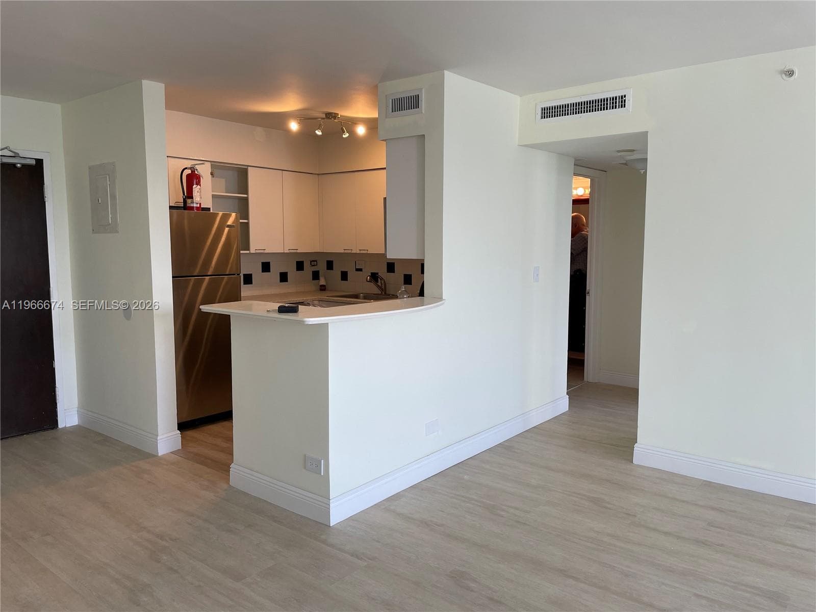 1500 Bay Rd 1458S photo 8