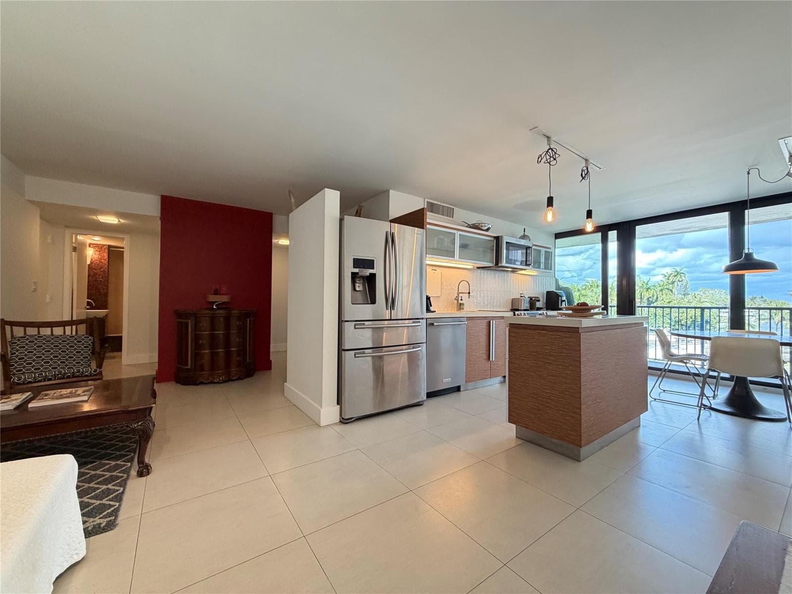 1301 River Reach Drive #306 5