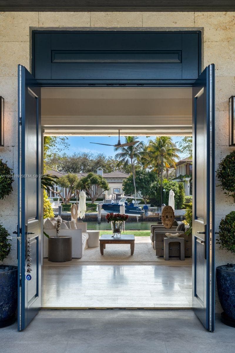 550 Marquesa Dr 3