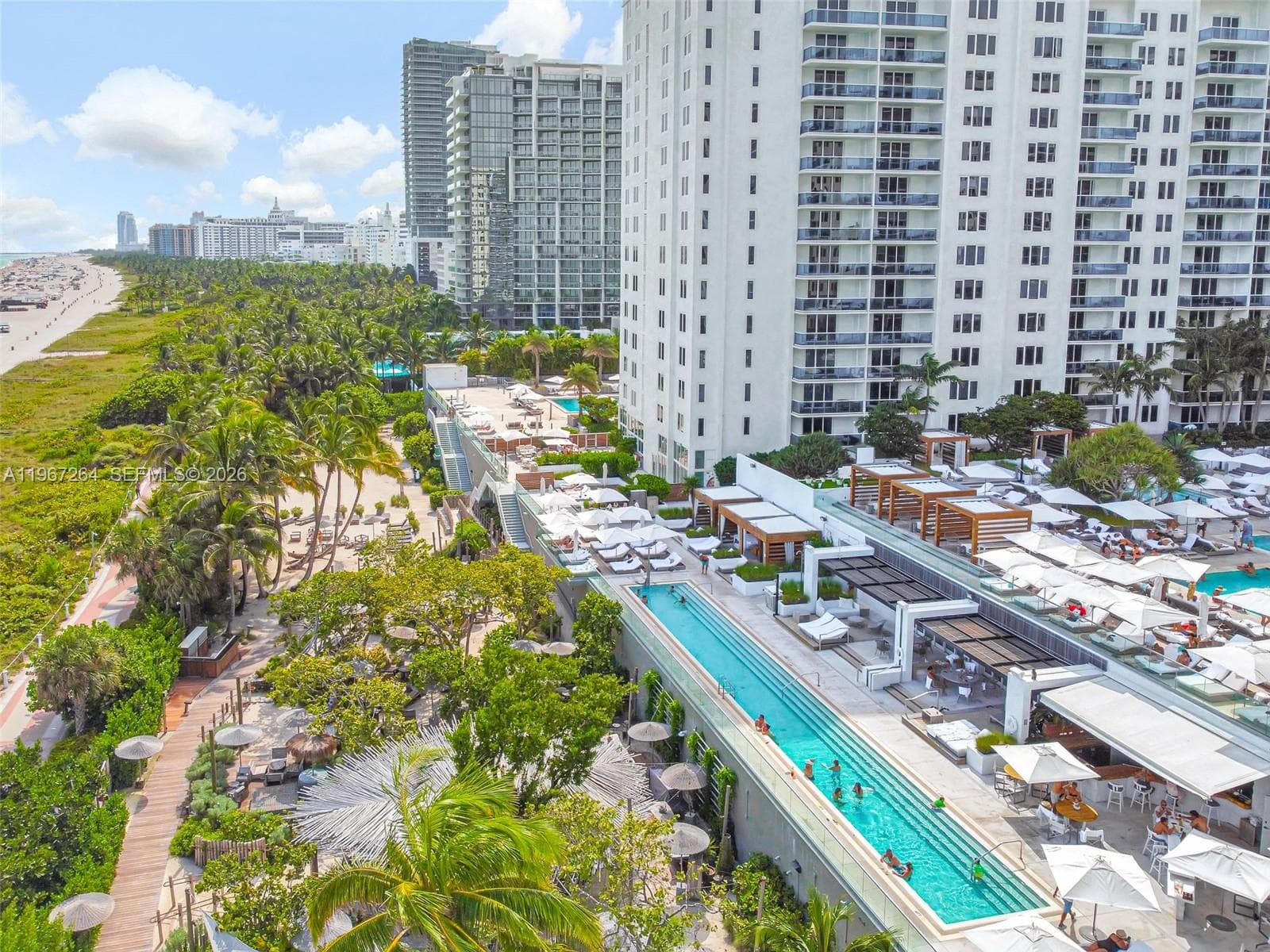 2301 Collins Ave 303 photo 14