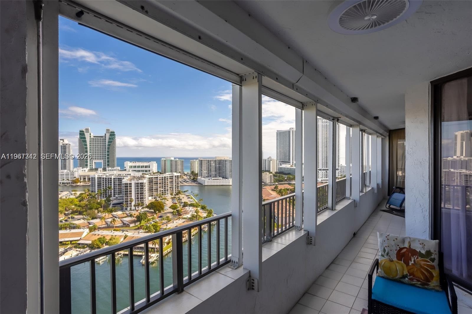 300 Three Islands Blvd 2