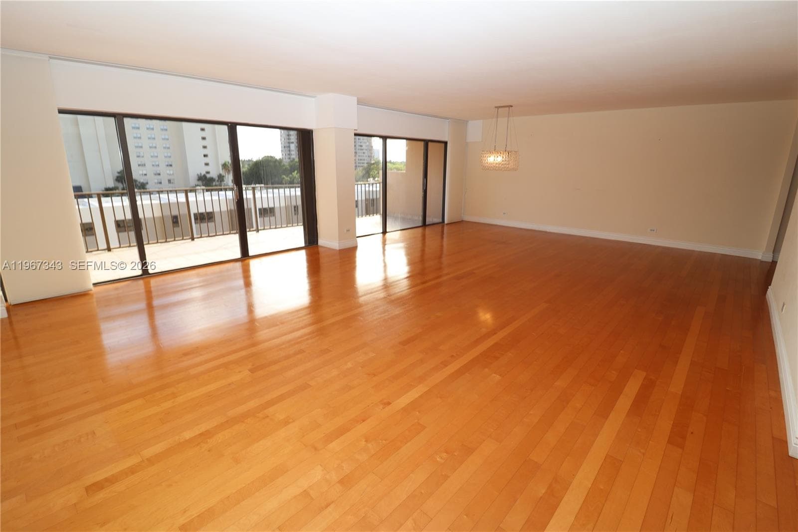1800 114th St 608 photo 2