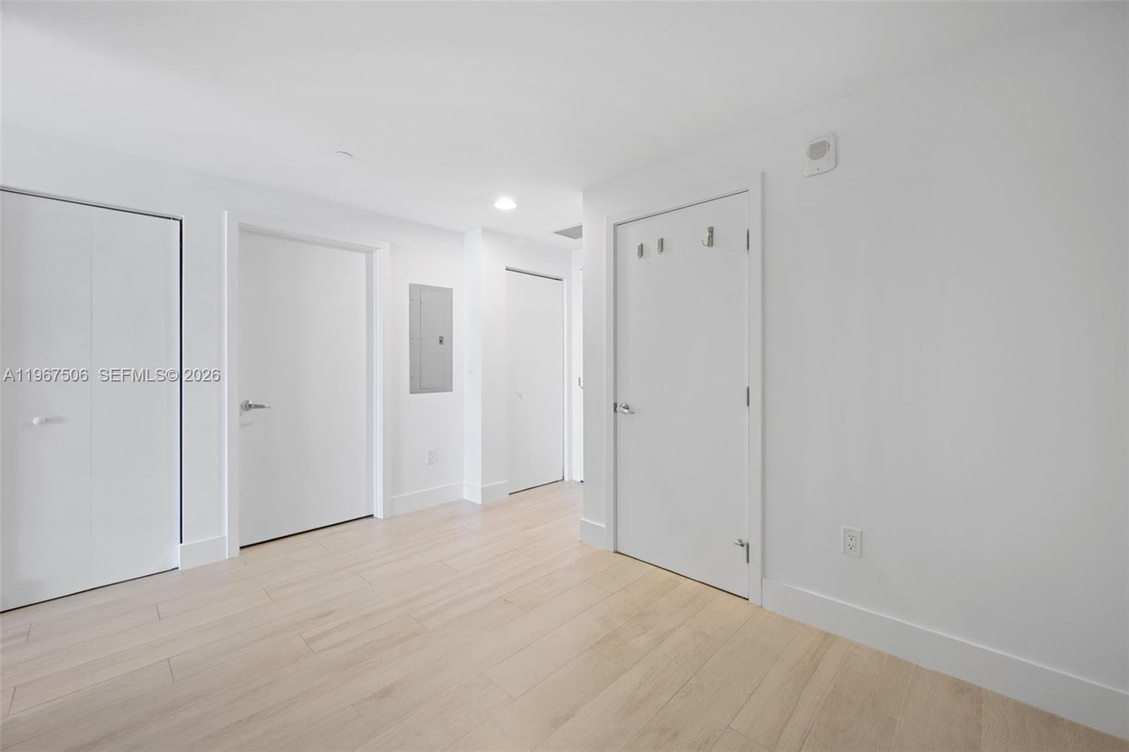 16385 Biscayne Blvd 3020 photo 13