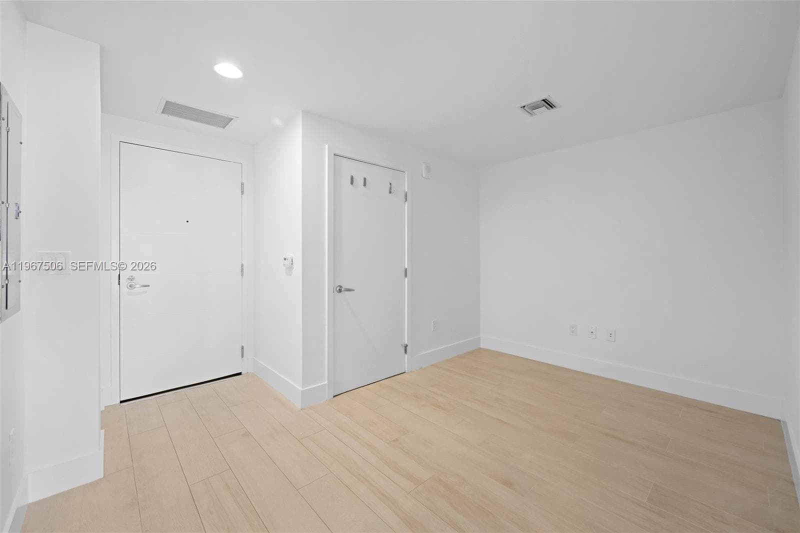 16385 Biscayne Blvd 3020 photo 12