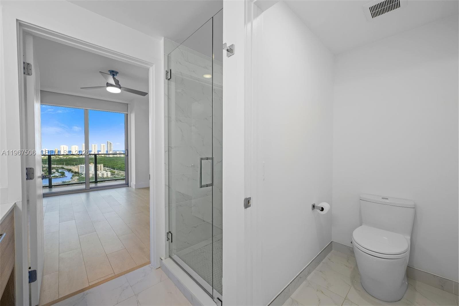 16385 Biscayne Blvd 3020 photo 20