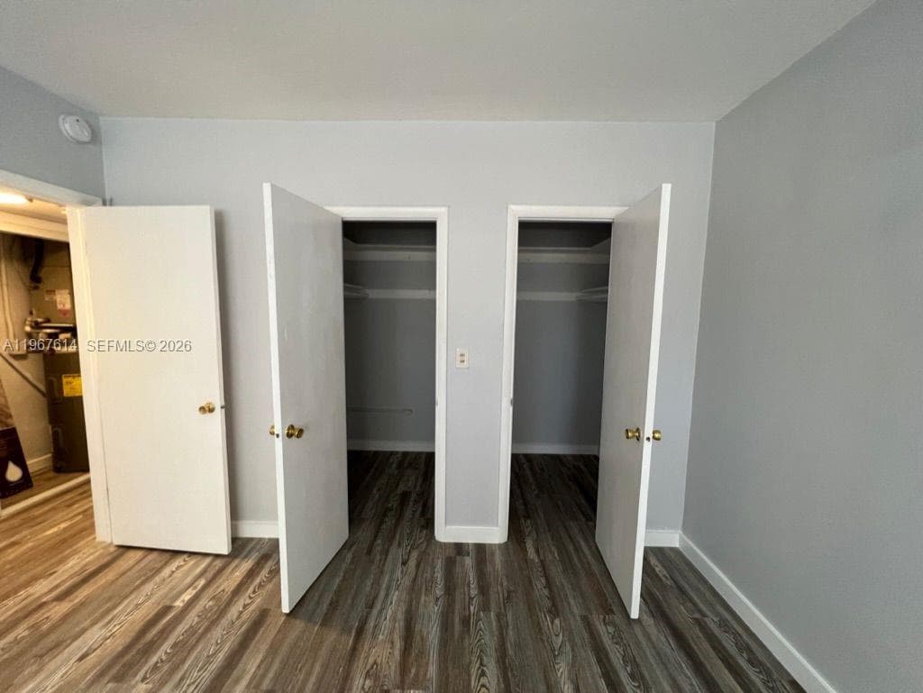 2430 NE 135th St 105 photo 19