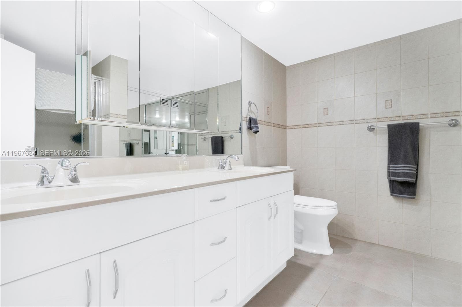 600 Parkview Dr 621 photo 20