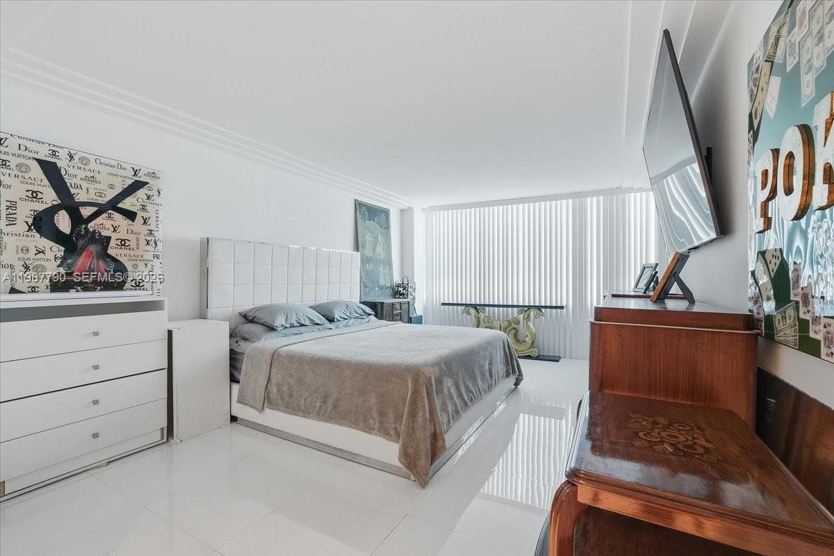 18051 Biscayne Blvd 1701 photo 9