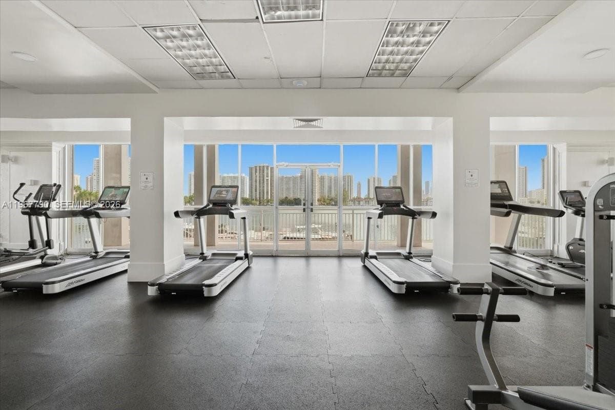 18051 Biscayne Blvd 1701 photo 18