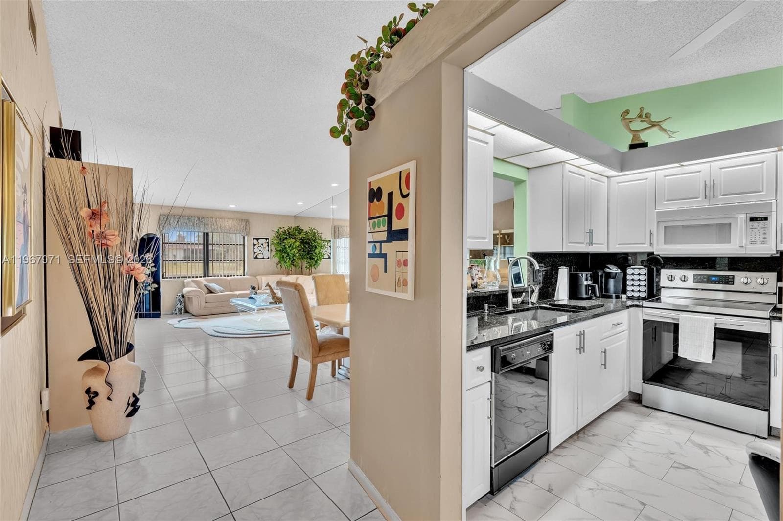 6116 Kings Gate Cir photo 6