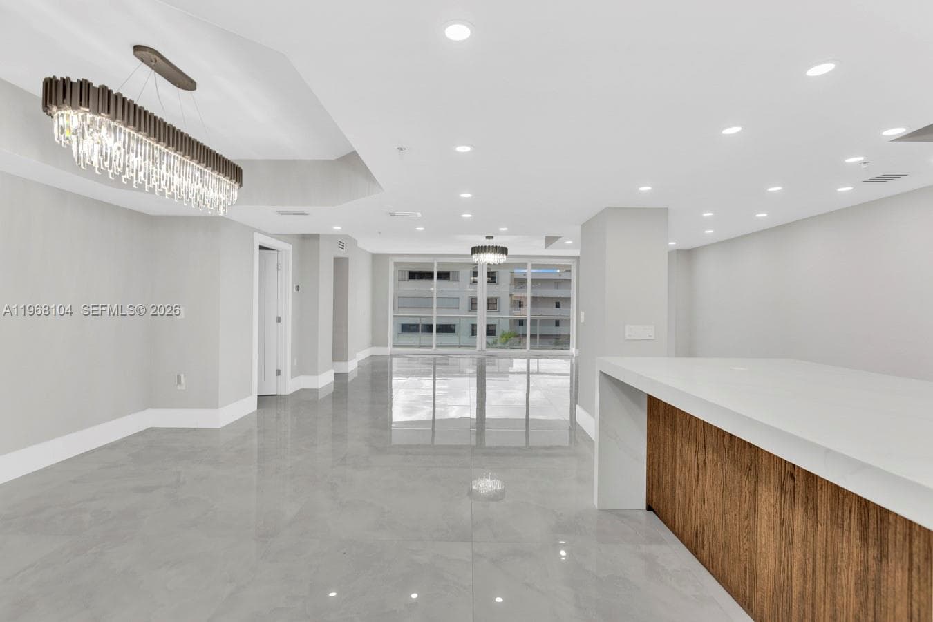 2051 3rd St 406 photo 6