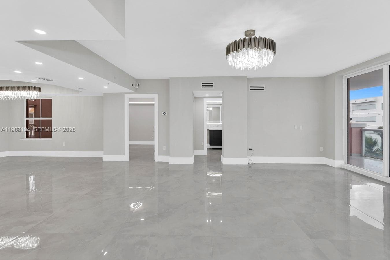 2051 3rd St 406 photo 18