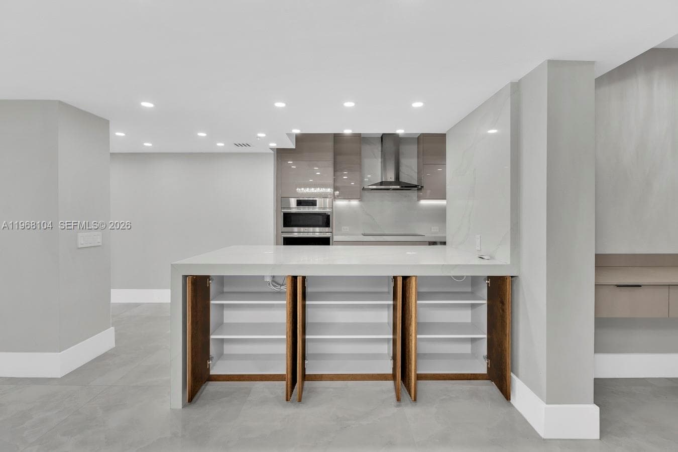 2051 3rd St 406 photo 11