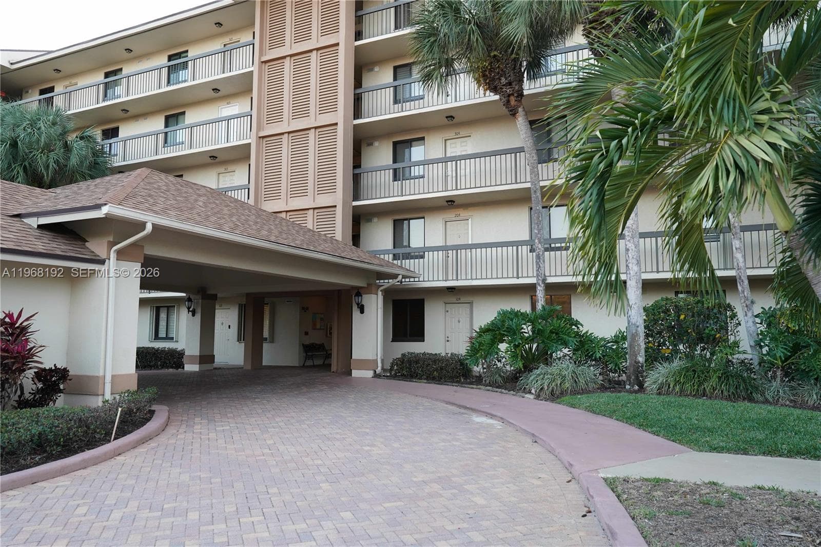 2101 Marina Isle Way 2
