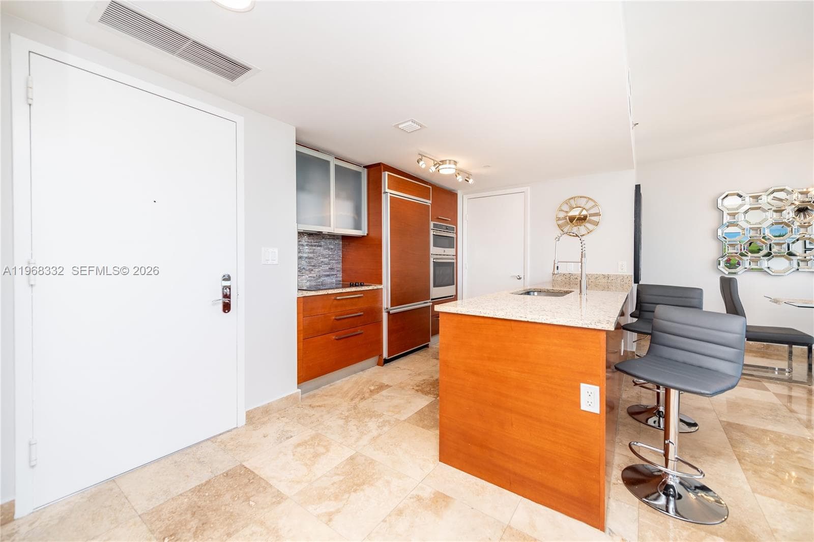 1830 S Ocean Dr 2907 photo 18