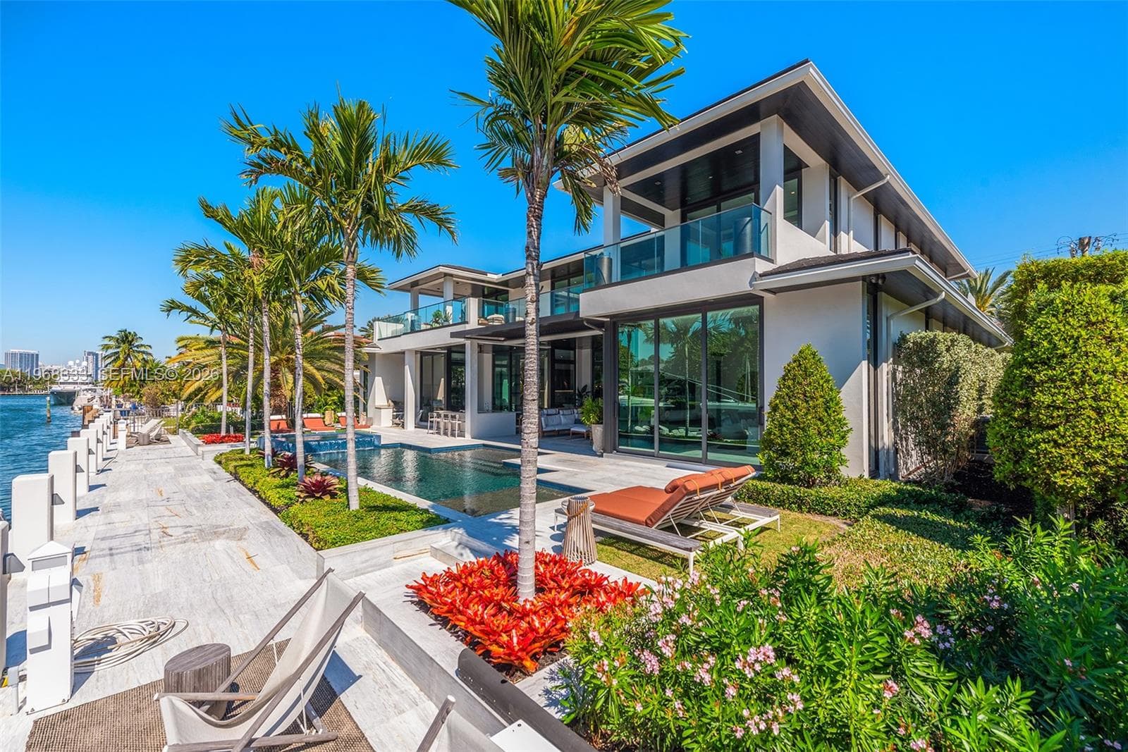 22 Isla Bahia Dr photo 6