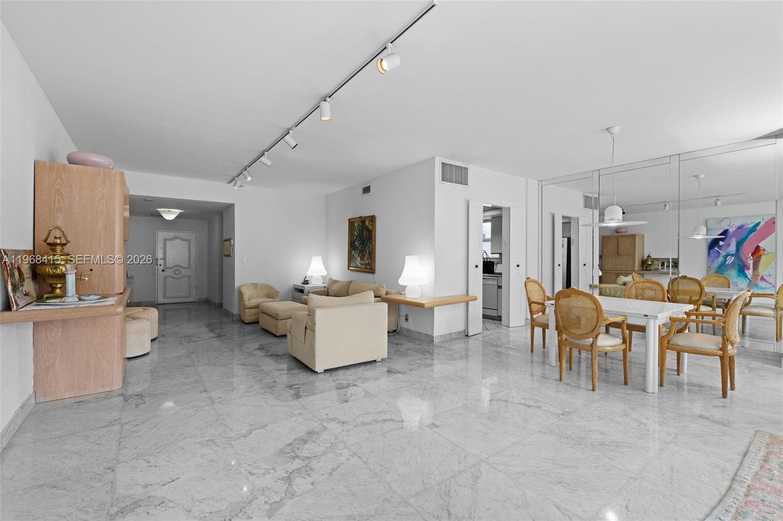 4925 Collins Ave 1A photo 5