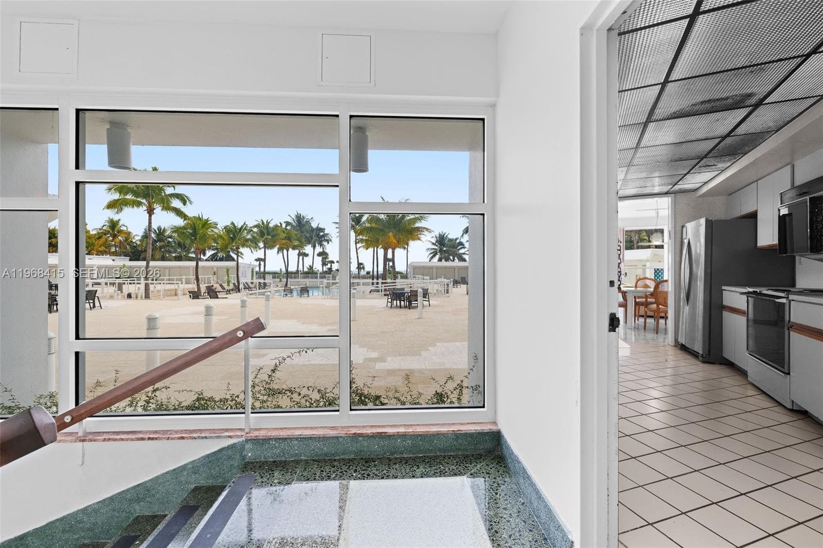 4925 Collins Ave 1A photo 10