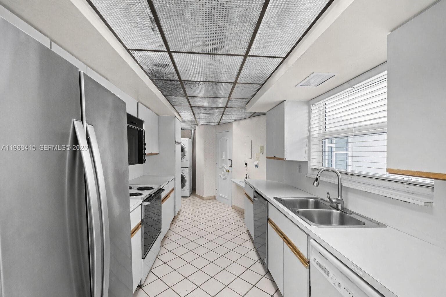 4925 Collins Ave 1A photo 8