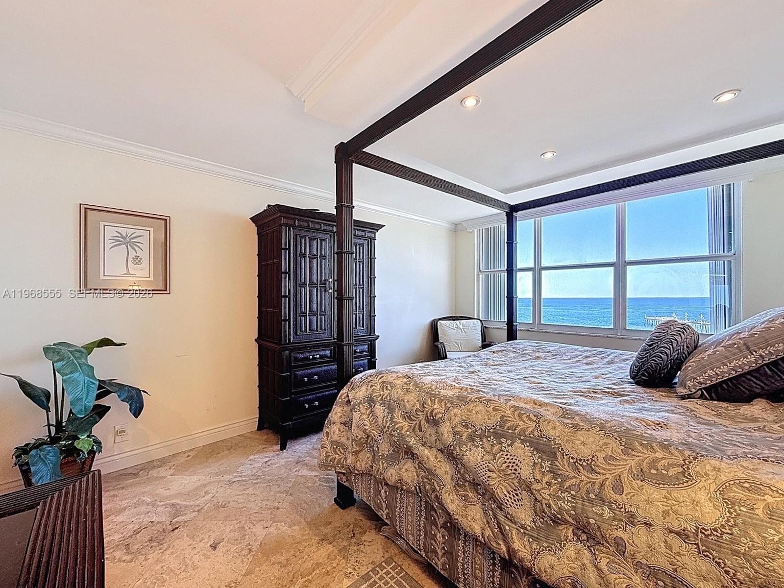 328 Ocean Blvd 1005 photo 14