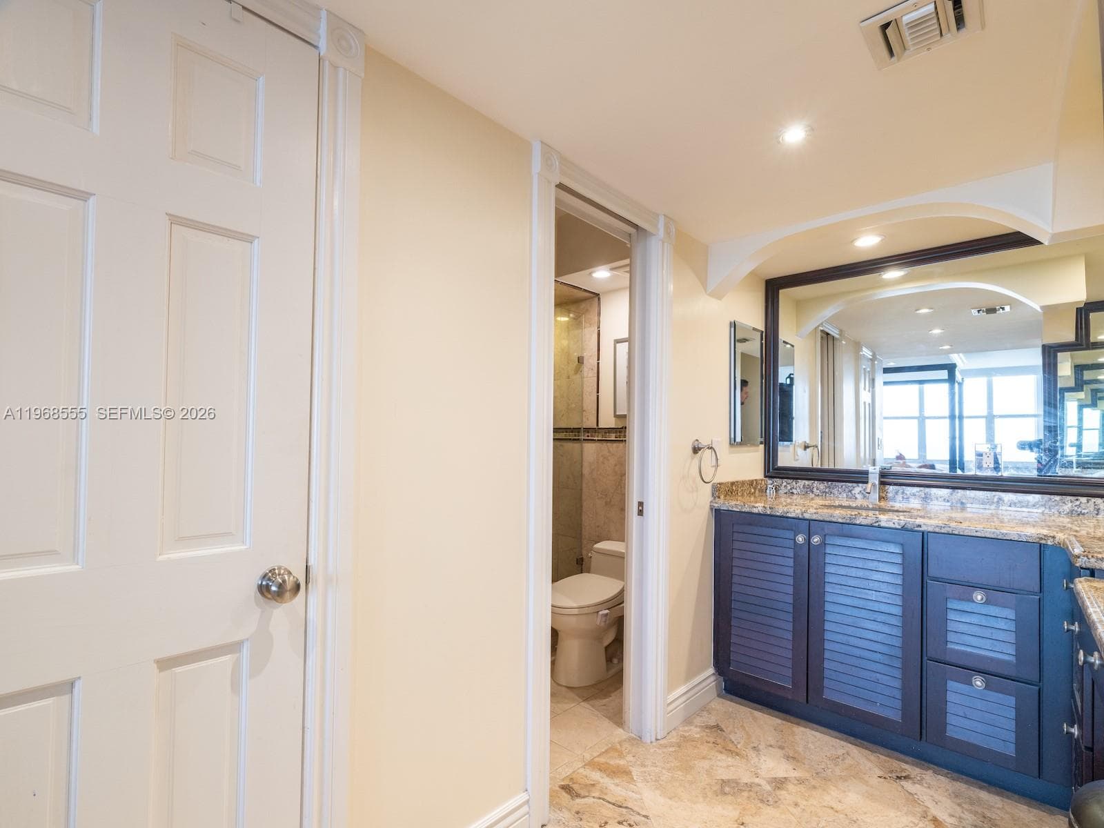 328 Ocean Blvd 1005 photo 19