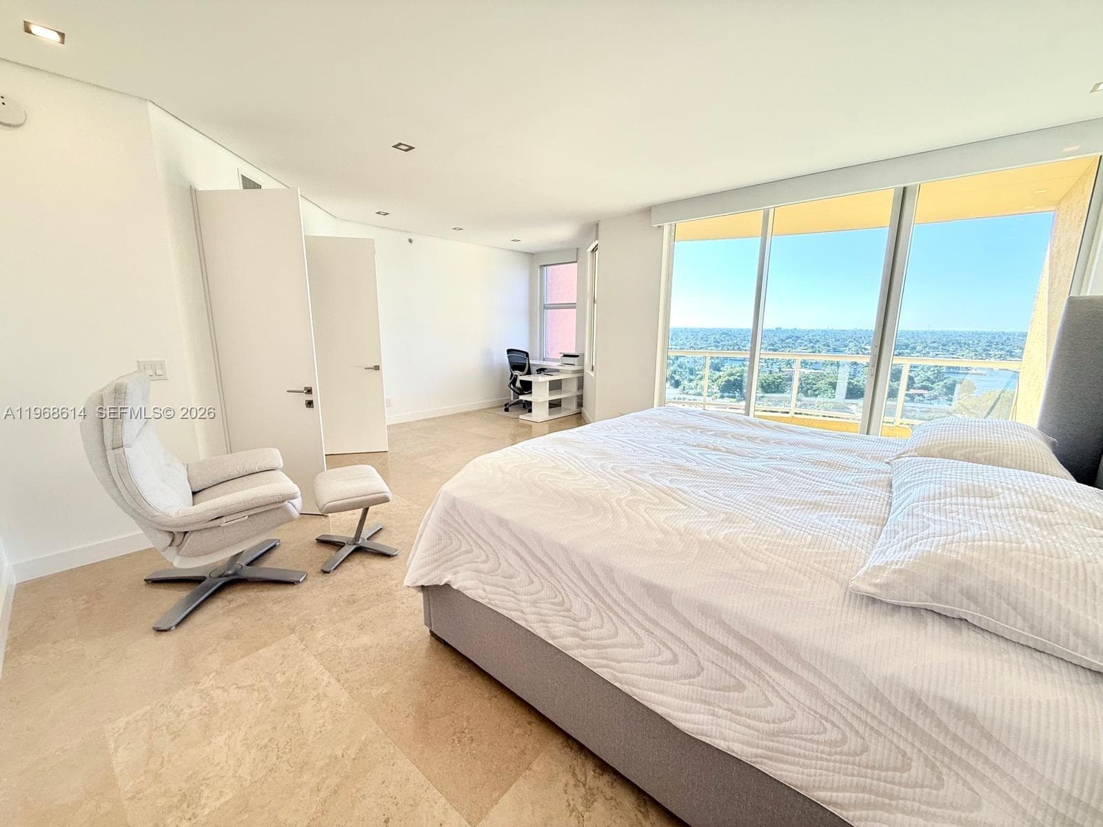 2100 Ocean Blvd 12D photo 20
