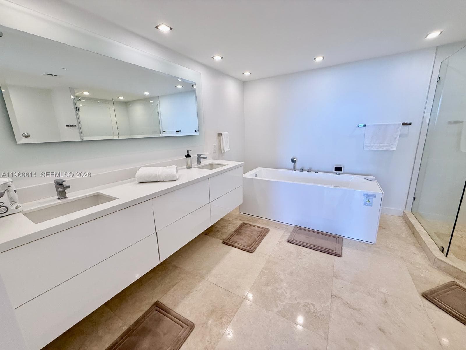 2100 Ocean Blvd 12D photo 24