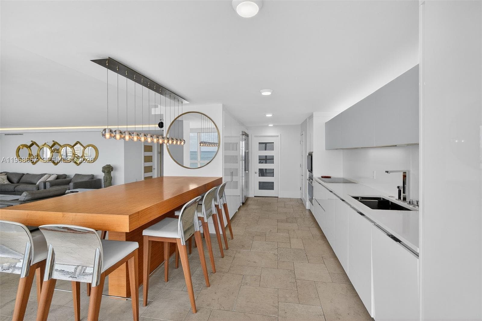 600 Grapetree Dr 11BN photo 11