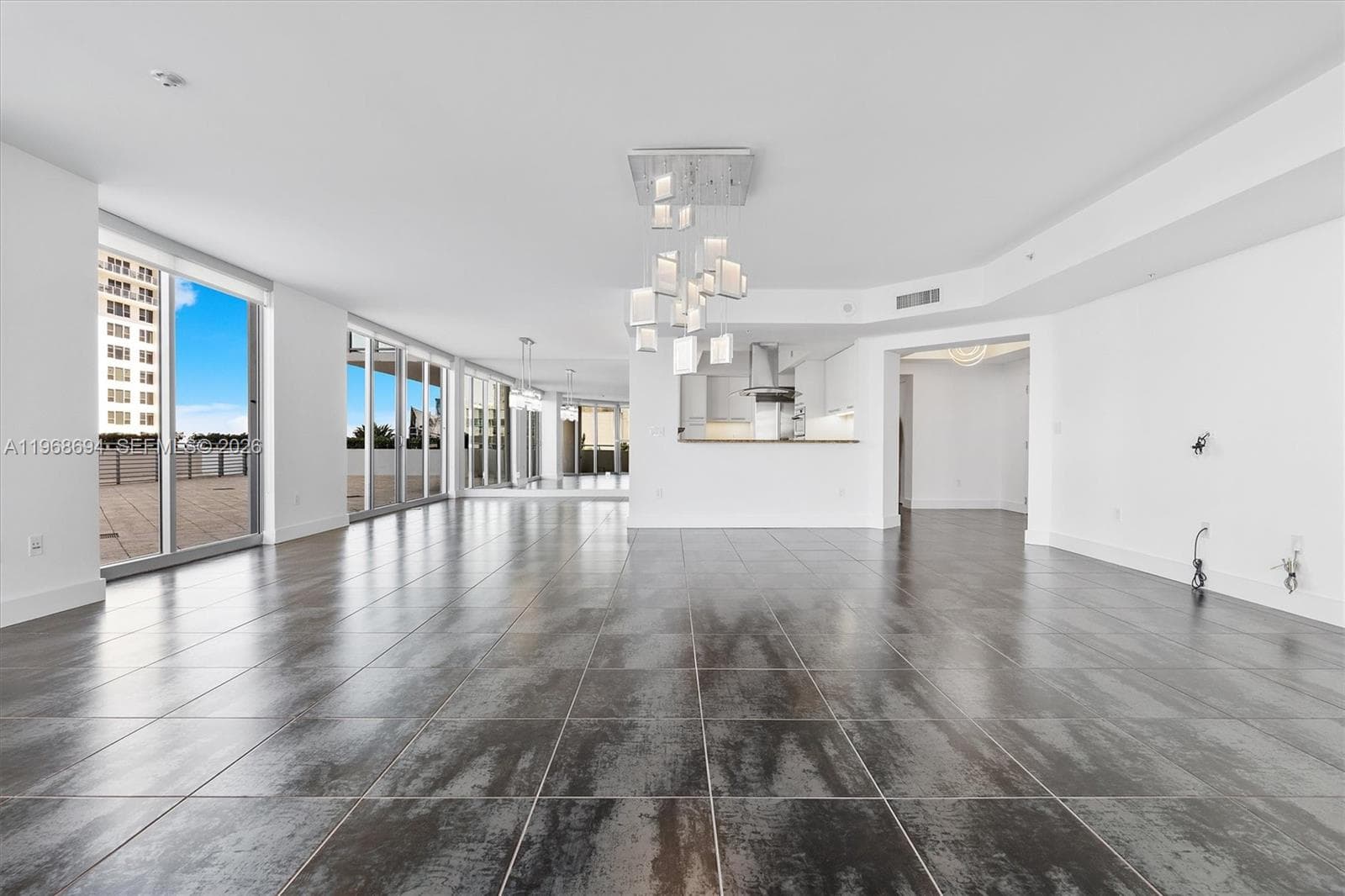 3535 Ocean Dr 4