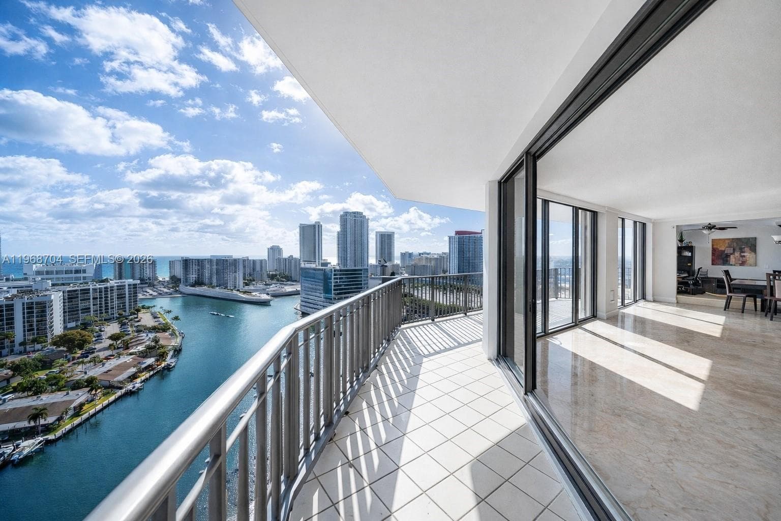 300 Three Islands Blvd 1