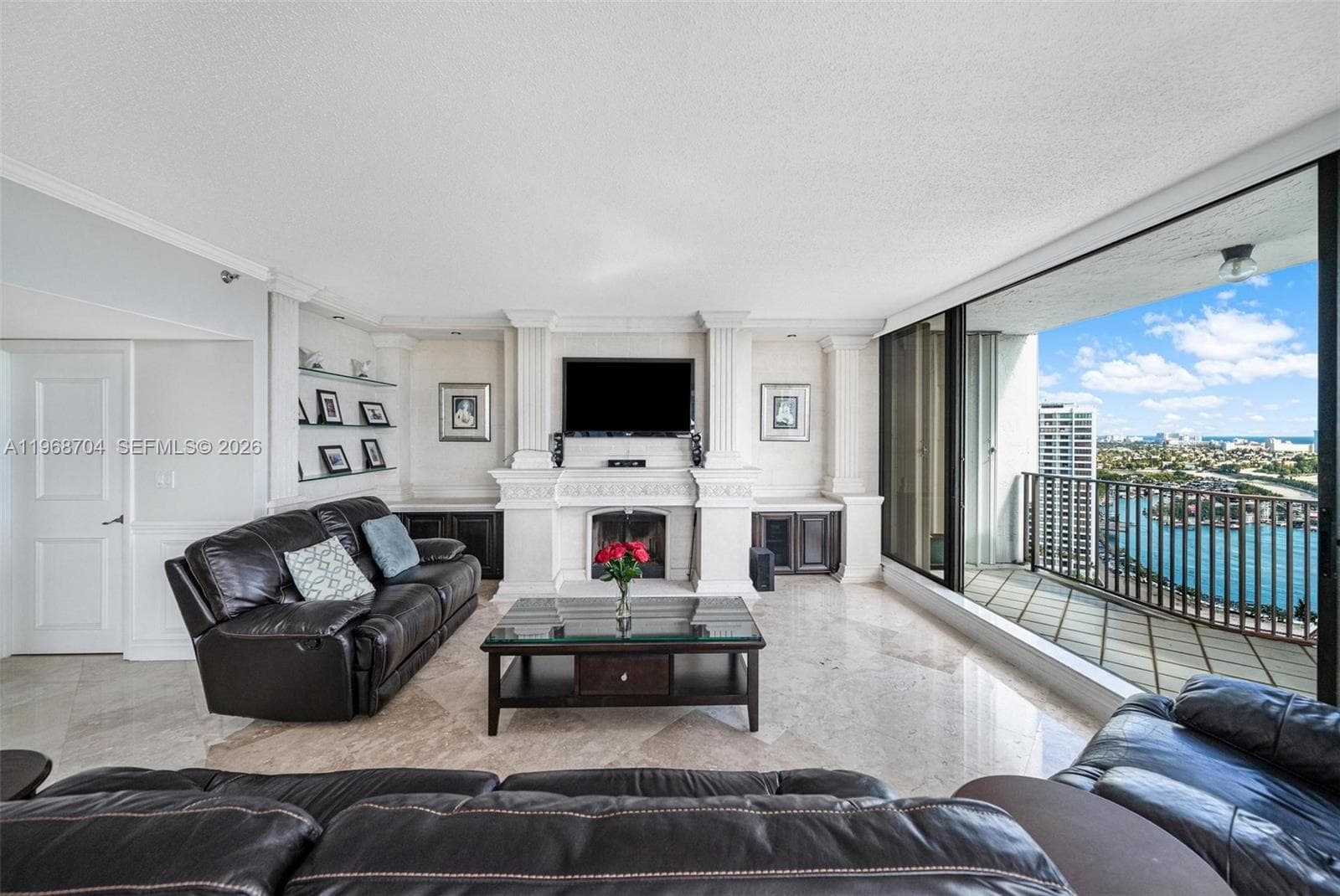 300 Three Islands Blvd 4