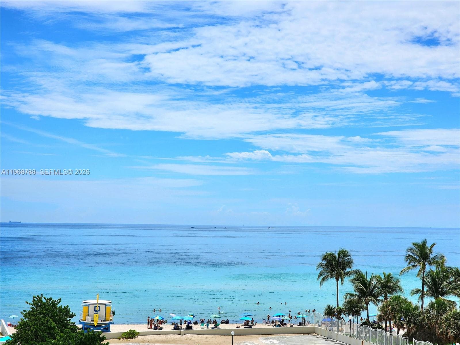 3725 S Ocean Dr 620 photo 1