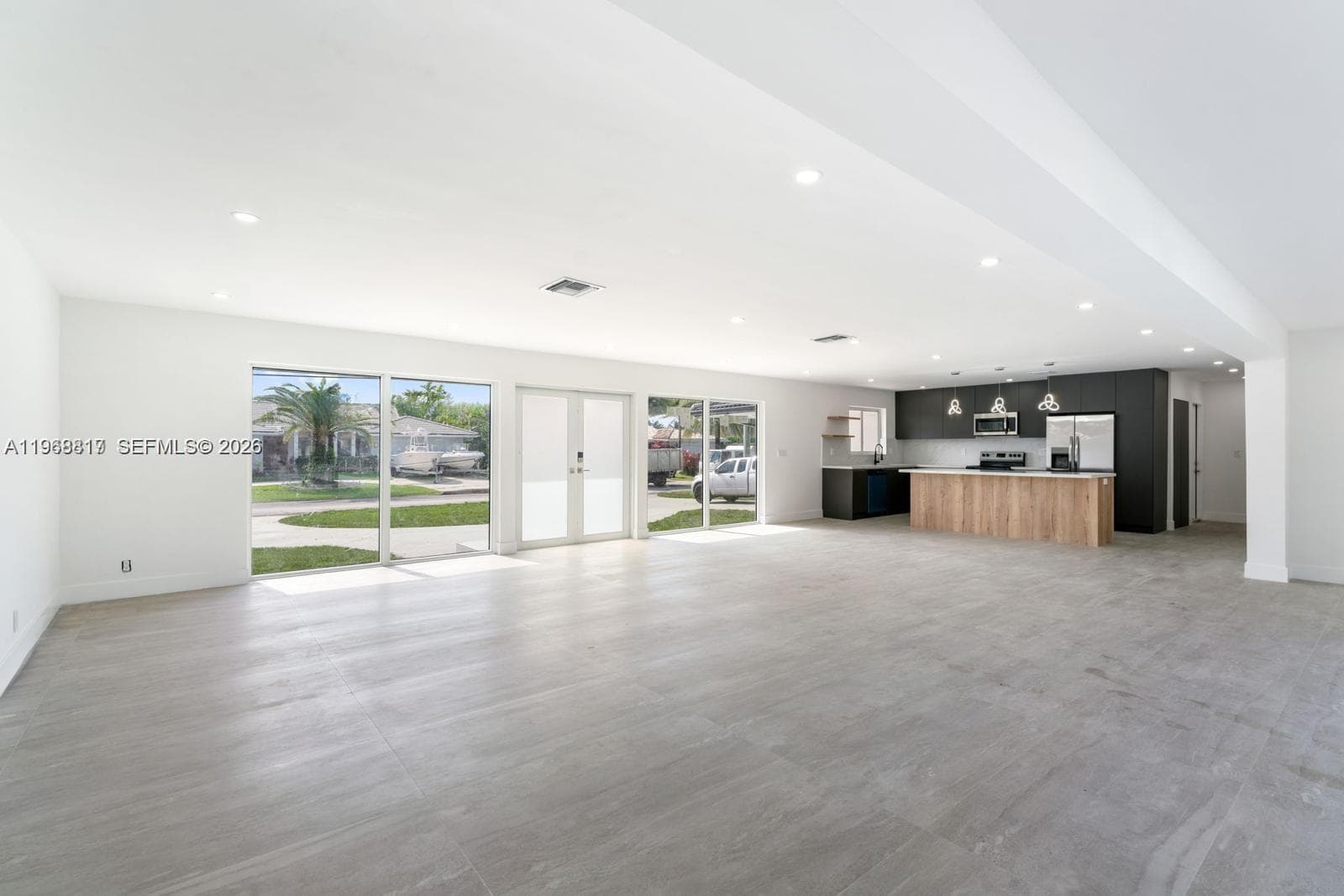 430 Tamarind Dr photo 24