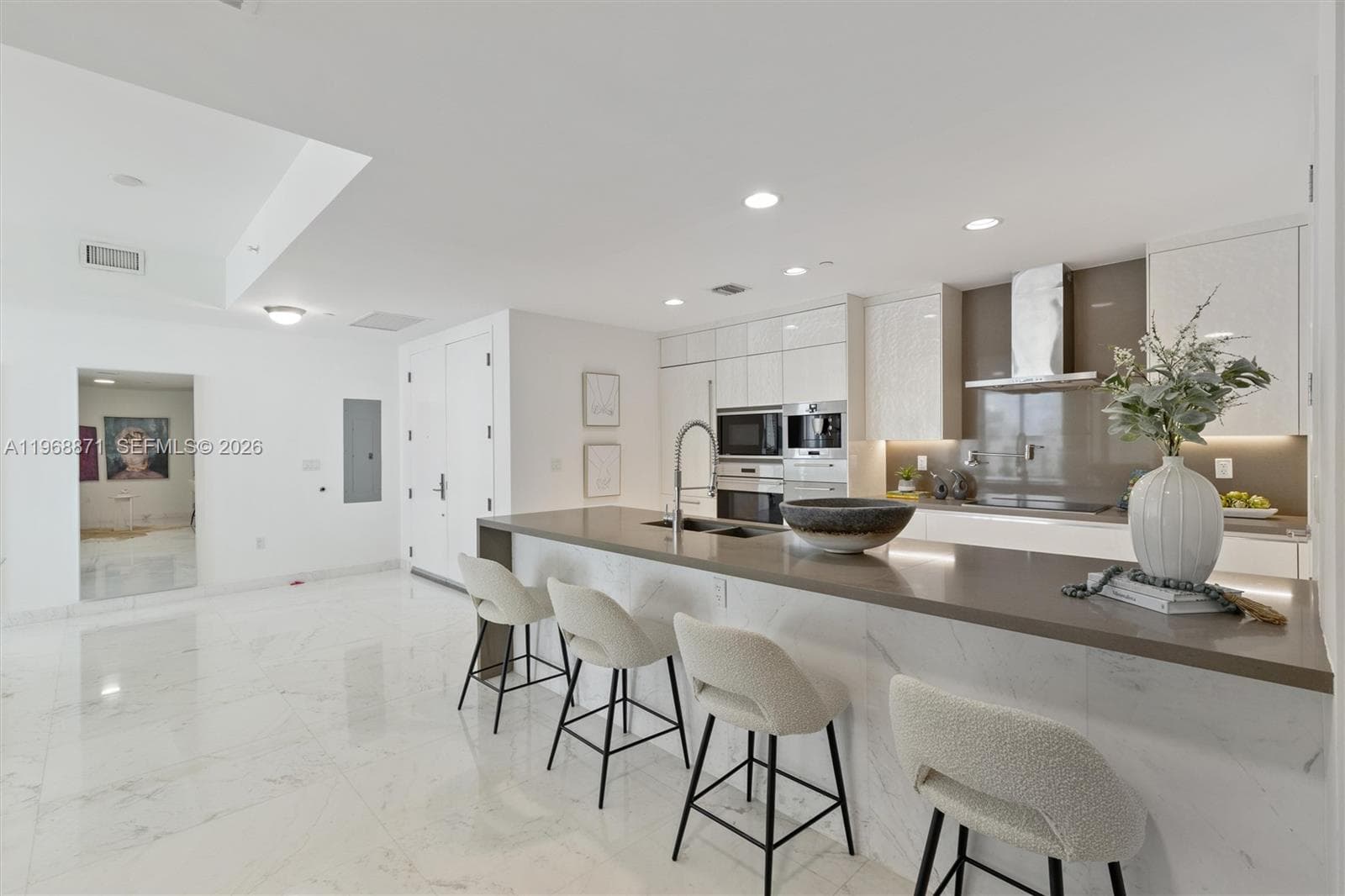 17475 Collins Ave 703 photo 11