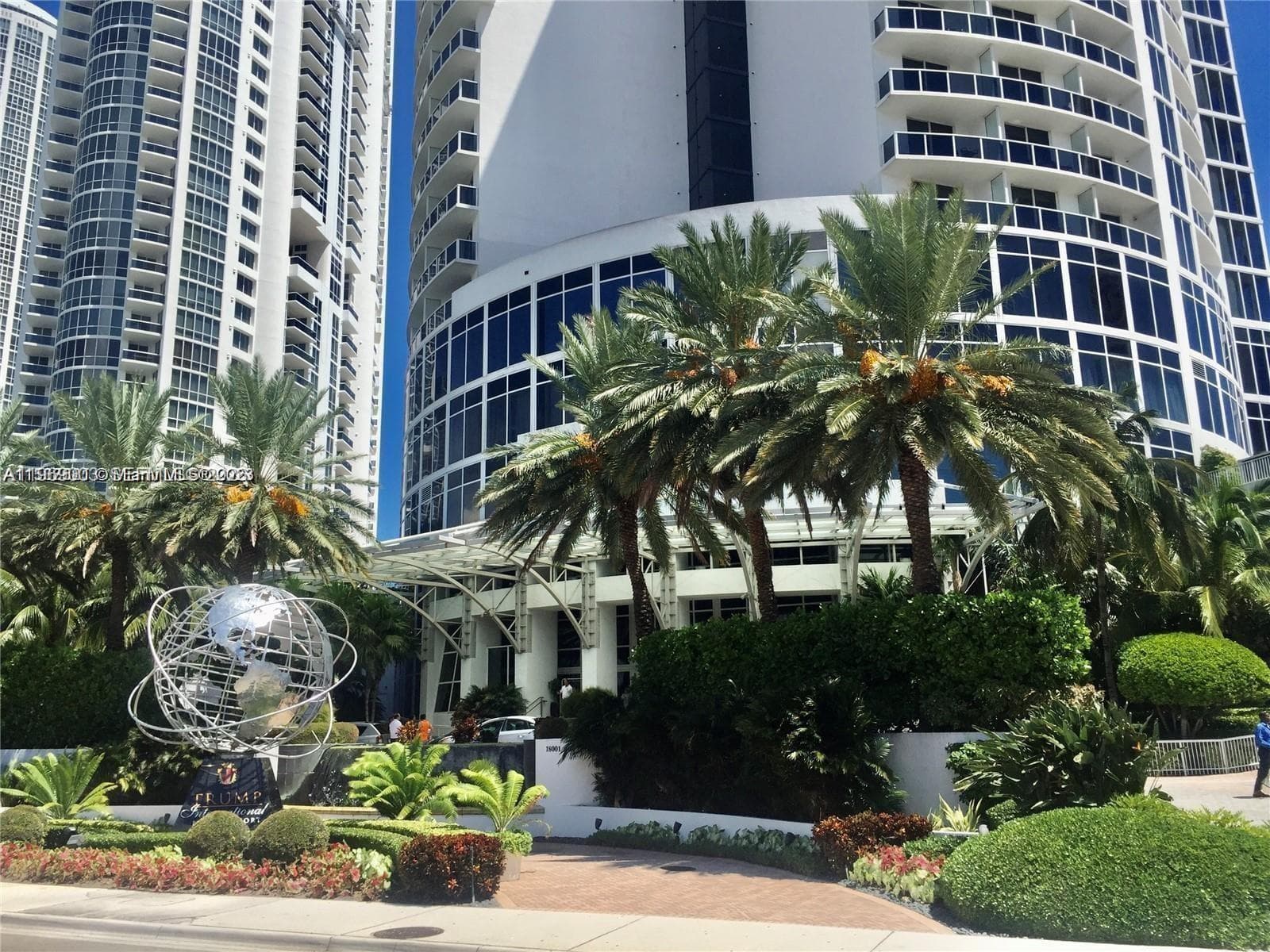 18001 Collins Ave 1417 photo 12