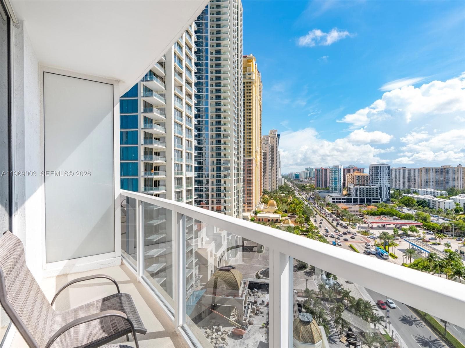 18001 Collins Ave 1417 photo 3