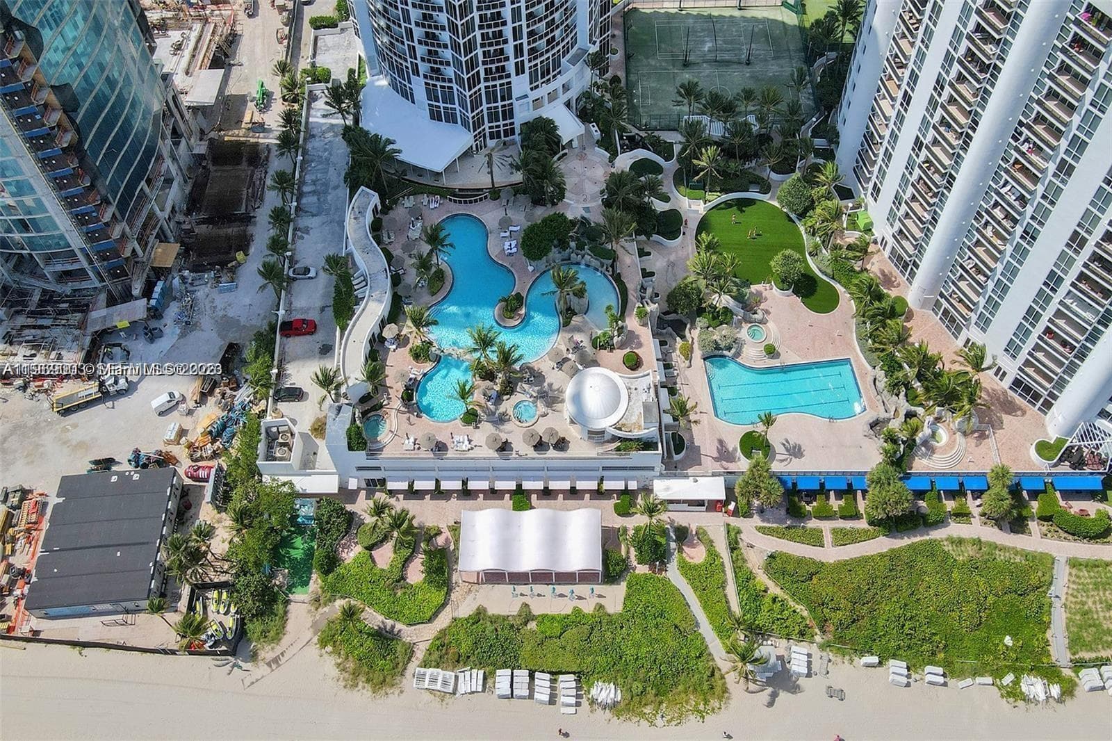 18001 Collins Ave 1417 photo 21